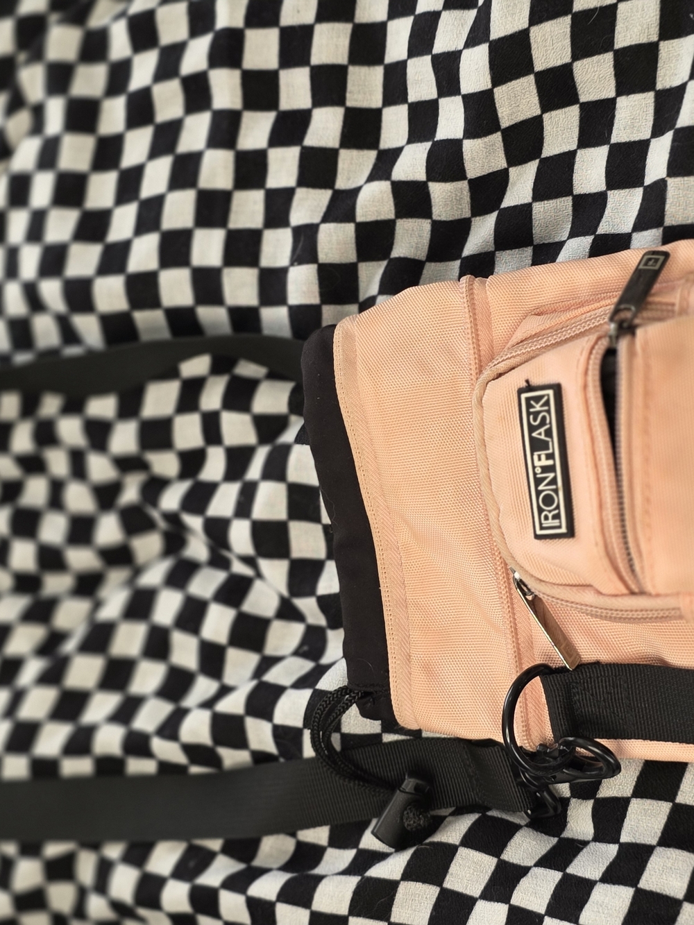 Women's Peach Sling Bag Ironflask  32oz Waterbottle Purse